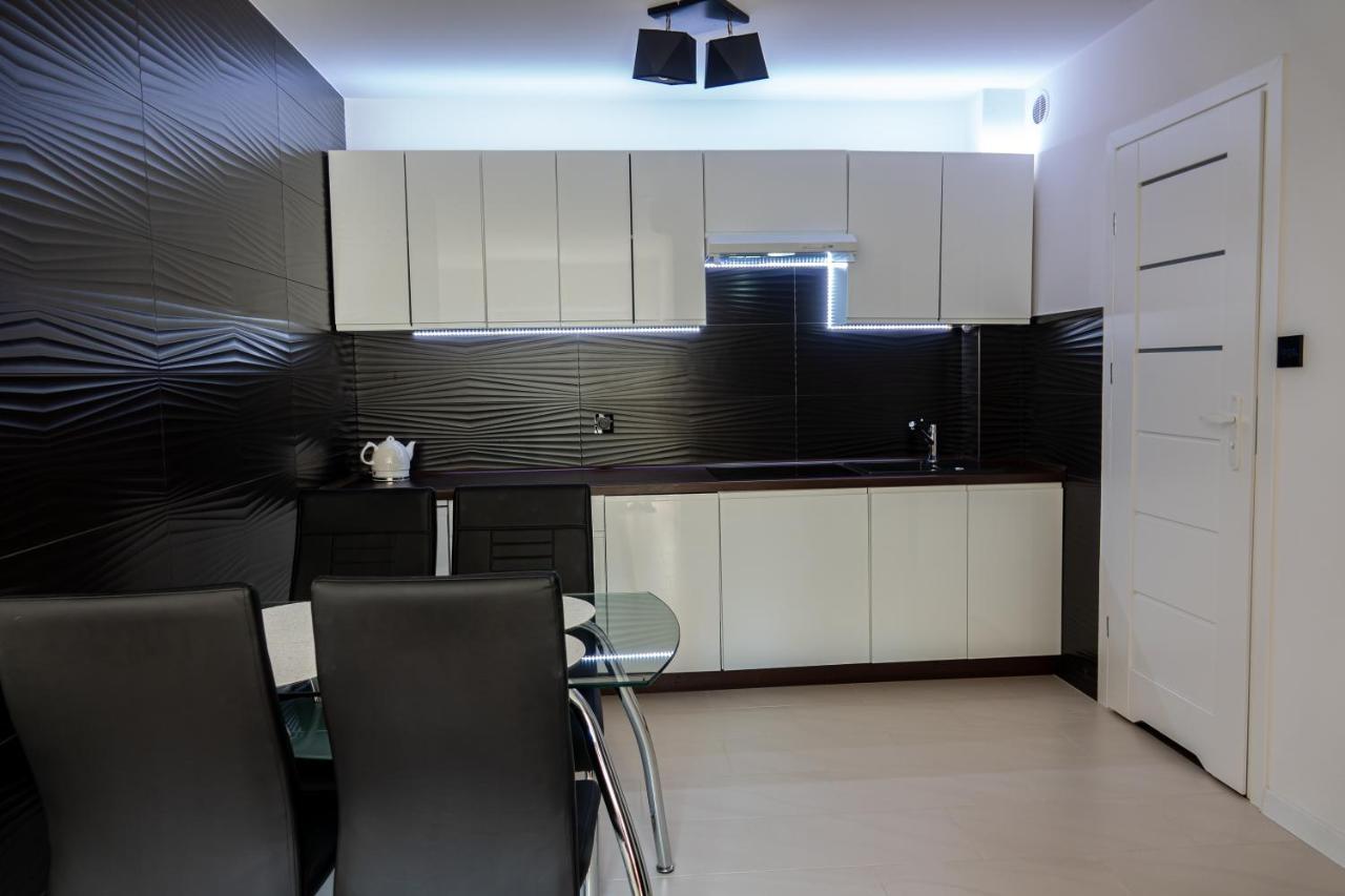 Nowy Apartament Z Duzym Tarasem I Parkingiem Swinoujscie Exterior photo